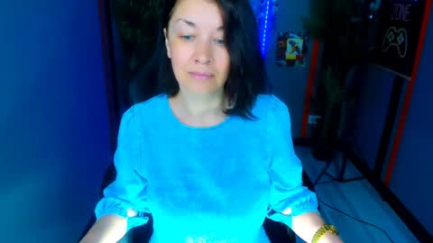 Ana online show from May 15, 10:07 am