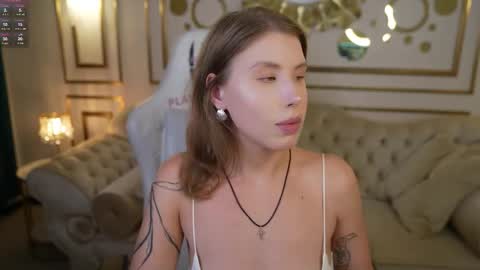 Snapshot of anabel2054 chatting on September 14, 10:57 am Sweet girls online show from September 14, 10:57 am