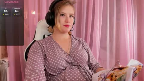 Snapshot of anabelmelody chatting on October 10, 6:02 pm AnabelMelody online show from October 10, 6:02 pm
