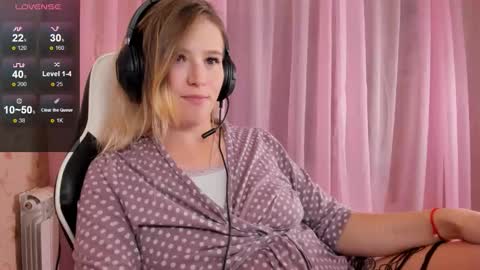 Snapshot of anabelmelody chatting on October 6, 6:23 pm AnabelMelody online show from October 6, 6:23 pm
