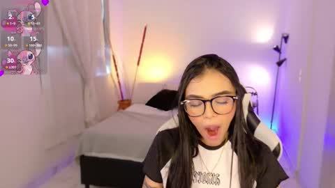 ANABEL WOLF  online show from October 27, 4:35 pm