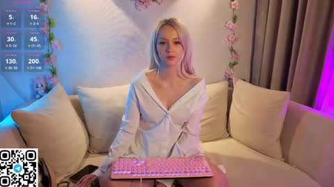 Deya online show from January 18, 10:50 pm