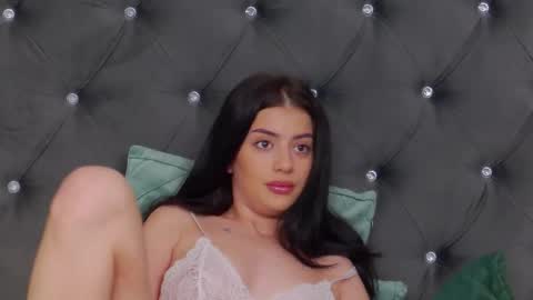 Snapshot of anais_carter chatting on October 9, 4:38 am Anais Carter online show from October 9, 4:38 am