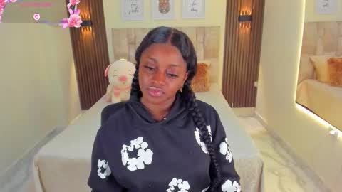 A N A  my connection hours are from 600 pm to 12 pm Colombian time online show from October 16, 2:03 am