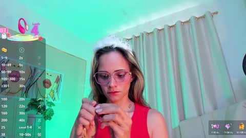 Ana online show from March 8, 7:29 pm