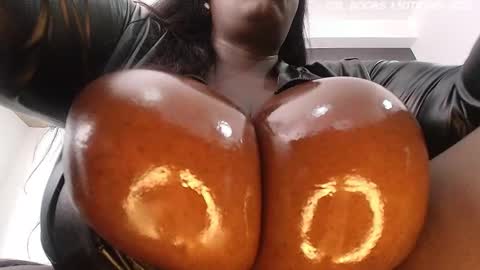 ana  online show from December 21, 2:38 am