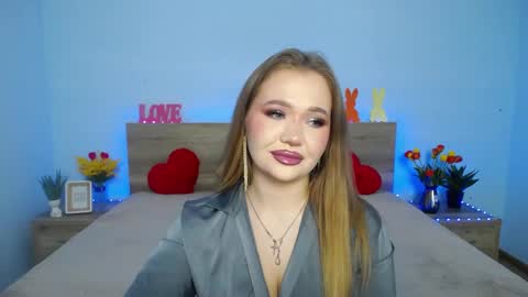 anastacyyellig online show from March 8, 8:46 pm