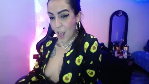 Snapshot of anastasiabasst__ chatting on February 13, 6:20 am Jennyfer.... but u can say me Anastasia online show from February 13, 6:20 am