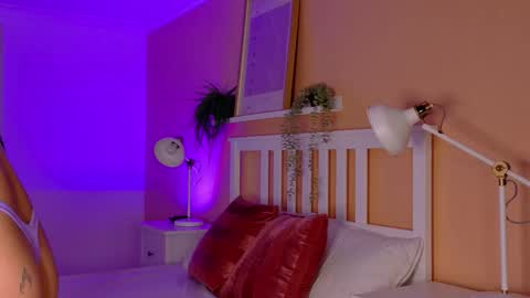 Kendra  online show from March 15, 11:45 am