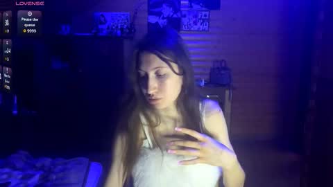 Ashley Cooper online show from November 7, 5:40 pm