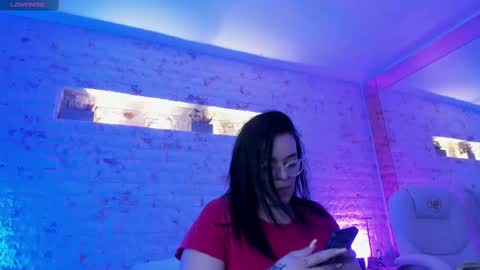 Snapshot of anette_cooper chatting on February 24, 4:04 am anette_cooper online show from February 24, 4:04 am