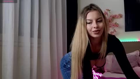 Ane online show from December 3, 2:52 pm