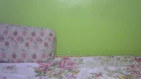 Snapshot of angel_cheupe chatting on September 22, 6:34 am angel_cheupe online show from September 22, 6:34 am
