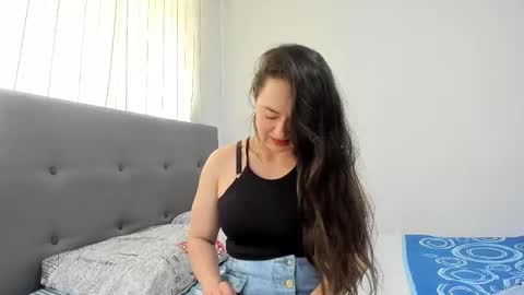 Snapshot of angela_nix chatting on March 10, 3:30 pm angela_nix online show from March 10, 3:30 pm