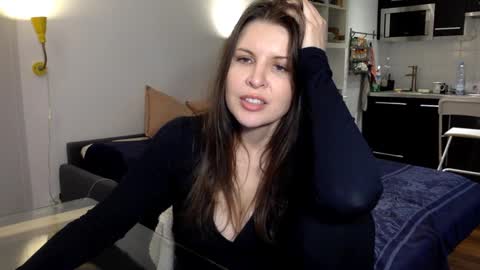 Angela online show from September 25, 4:17 pm