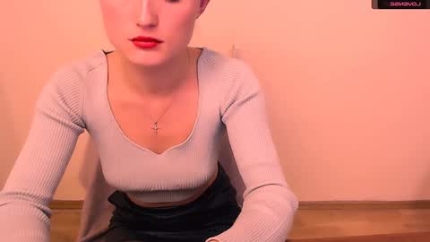 Snapshot of angelalice_ chatting on December 15, 10:50 am Alice online show from December 15, 10:50 am