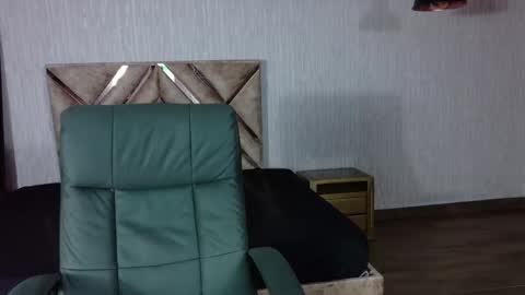 angel online show from September 27, 12:56 pm