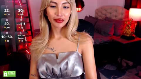 Snapshot of angelicface143 chatting on December 16, 3:32 pm Angel Shigeto online show from December 16, 3:32 pm