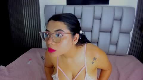 angeline_bleak online show from November 21, 12:40 pm