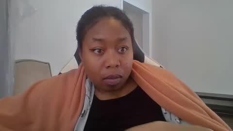 Snapshot of angeliquebelcaliz chatting on February 20, 8:03 pm angeliquebelcaliz online show from February 20, 8:03 pm