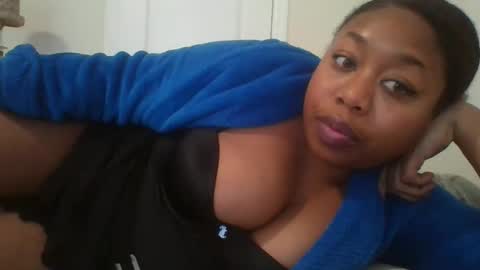 Snapshot of angeliquebelcaliz chatting on March 6, 8:59 pm angeliquebelcaliz online show from March 6, 8:59 pm
