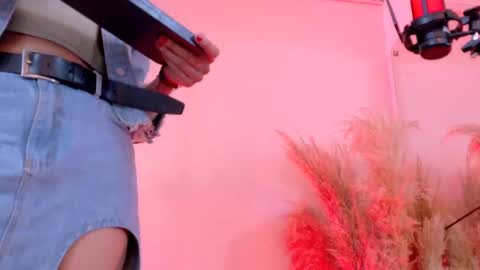 Angel online show from March 1, 12:01 pm