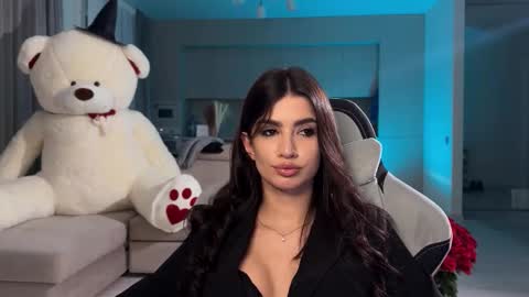 angelmi171 online show from November 11, 9:45 pm