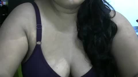 angelpriya555 online show from October 7, 7:40 pm