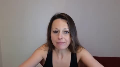 Giulia online show from January 21, 2:26 pm