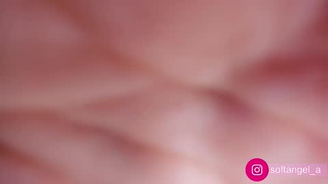 Snapshot of angeluniverse chatting on October 12, 1:52 am angel online show from October 12, 1:52 am