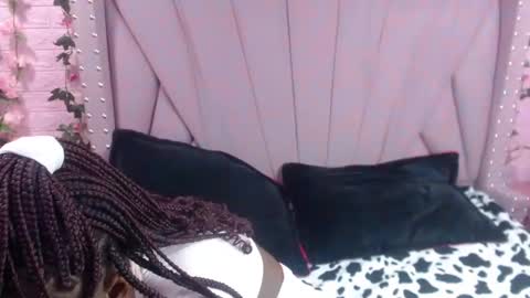 Snapshot of angeyapetite chatting on January 15, 12:04 pm Anyega online show from January 15, 12:04 pm