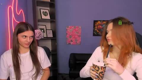 Angle online show from May 14, 3:40 pm