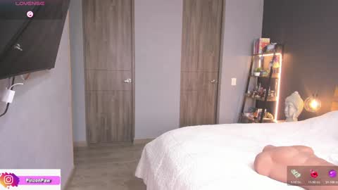 angie online show from October 26, 3:29 pm