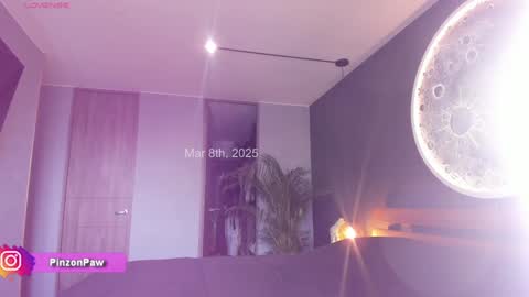 Snapshot of angie_mcqueen chatting on March 8, 12:50 pm angie online show from March 8, 12:50 pm