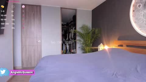 Snapshot of angie_mcqueen chatting on February 15, 1:27 pm angie online show from February 15, 1:27 pm