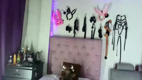 angierot2025 online show from November 5, 2:39 am