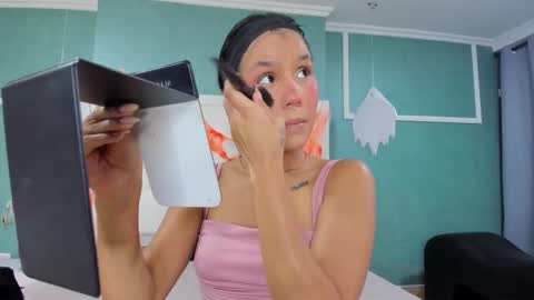 Ania online show from November 4, 2:00 pm