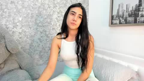 anika_h online show from March 31, 12:16 pm