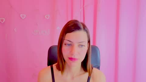 Anni online show from April 10, 3:07 pm