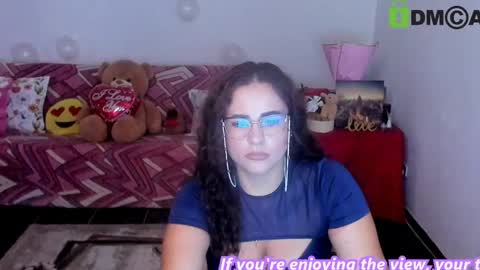 AnissyaX online show from May 22, 3:04 am