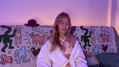 anita__hills online show from January 14, 11:31 am