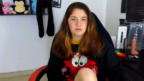 Only fans   online show from March 4, 2:32 pm