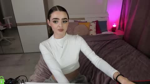 Anna online show from February 1, 2:45 pm