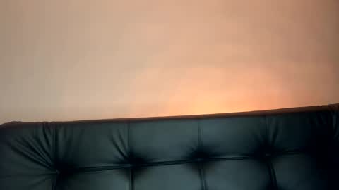 Snapshot of annaa__ chatting on February 16, 5:37 am annaa__ online show from February 16, 5:37 am