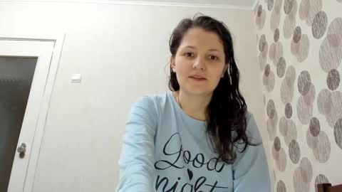 Snapshot of annaahcharm chatting on January 5, 3:32 am annaahcharm online show from January 5, 3:32 am