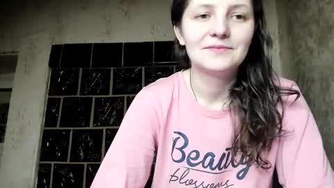 Snapshot of annaahcharm chatting on December 27, 11:21 pm annaahcharm online show from December 27, 11:21 pm