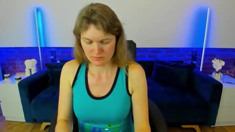 Annabel online show from March 12, 7:05 pm