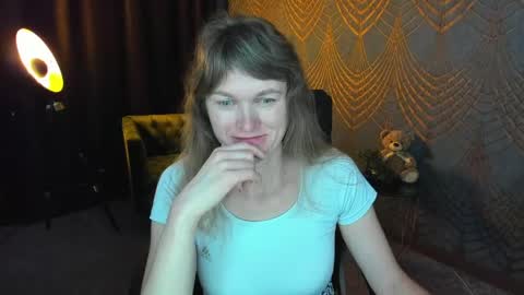 Annabel online show from April 18, 5:54 am