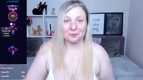 AnnaCherri online show from November 14, 4:01 am