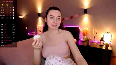 Anna online show from December 3, 2:25 am